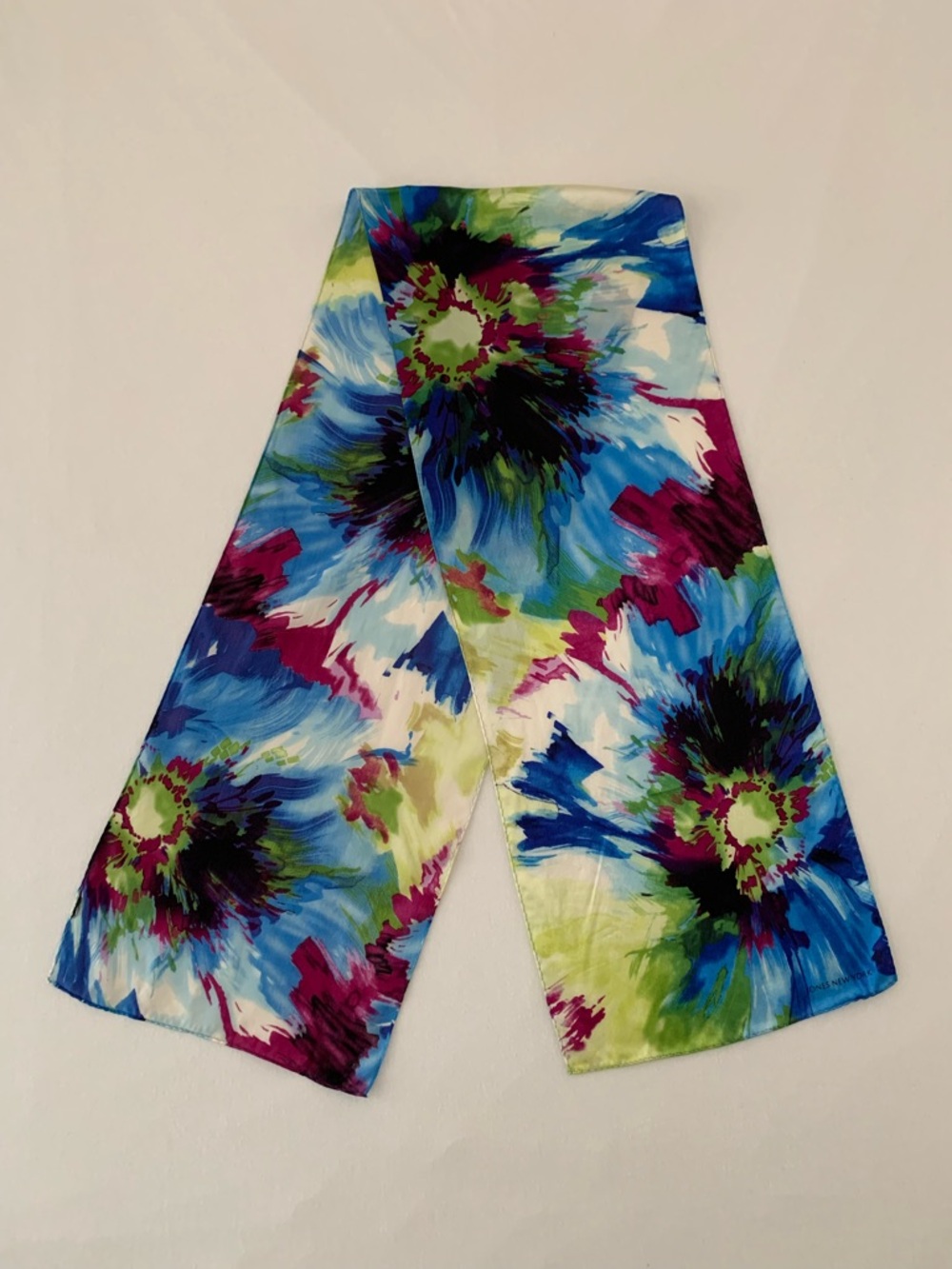Vintage Elegant Silky Multicolor Floral Scarf - Picture 6 of 7